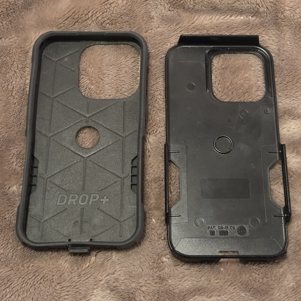 OtterBox iPhone 14 Pro Black Phone Case - Picture 2 of 5